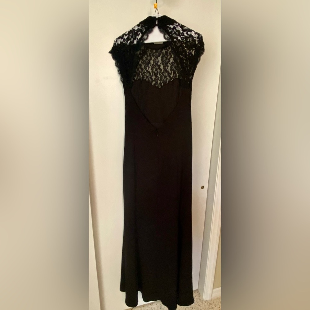 Lulus long maxi black lace dress- backless